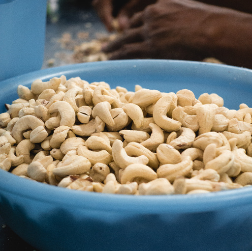 food-cashew-nut-ingredient-cuisine-nuts-seeds-1628652-pxhere.com-resized.jpg
