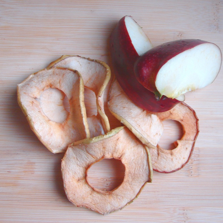 hand-apple-plant-fruit-sweet-flower-1036089-pxhere.com-resized.jpg