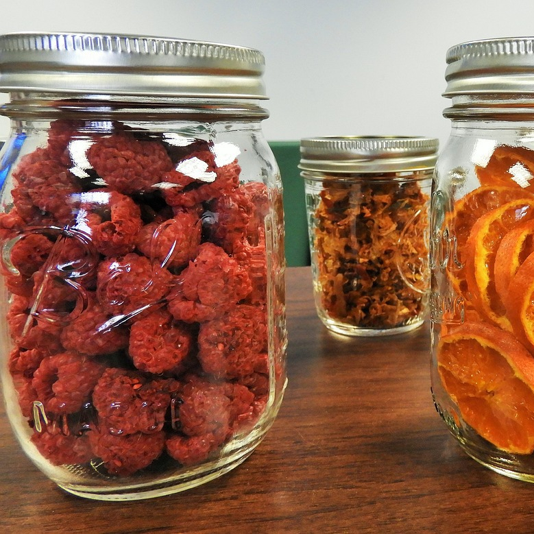 mason-jars-2742757_1280-resized.jpg