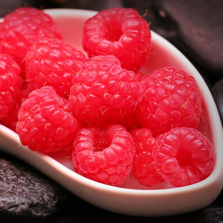 raspberries-1426859_1280-resized.jpg