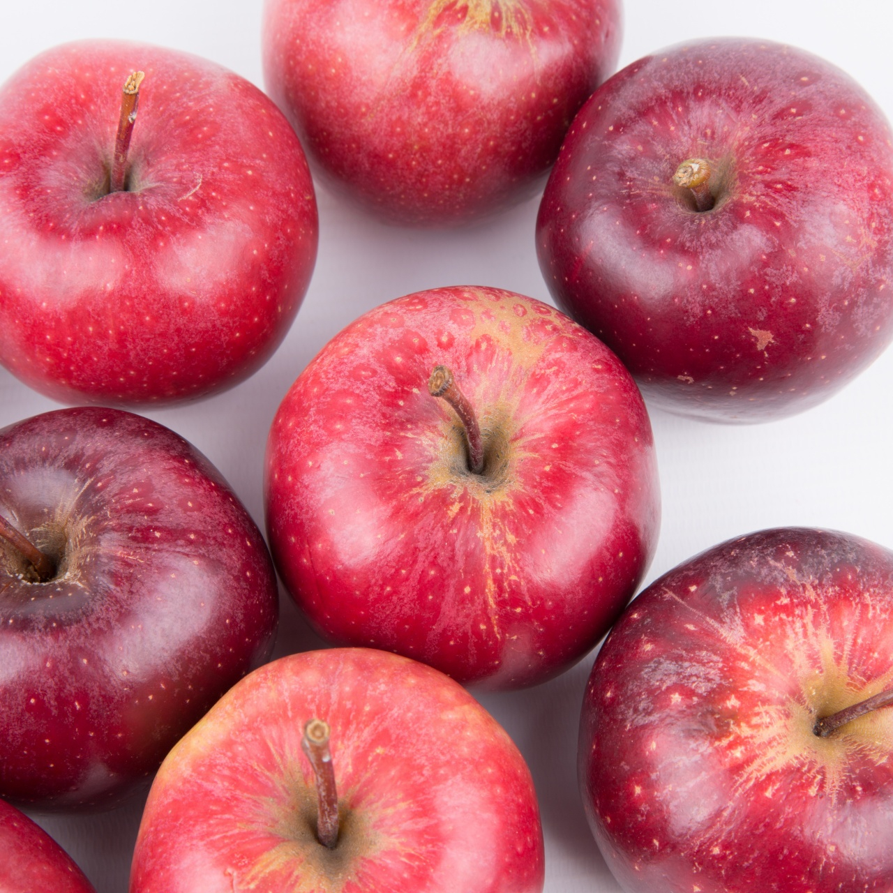 red-apple-1474017030EWc-resized.jpg
